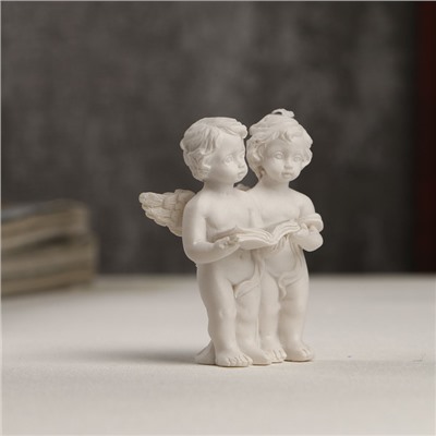 Сувенир полистоун "Белоснежные ангелочки с книгой" 5,7х4,4х3,3 см
